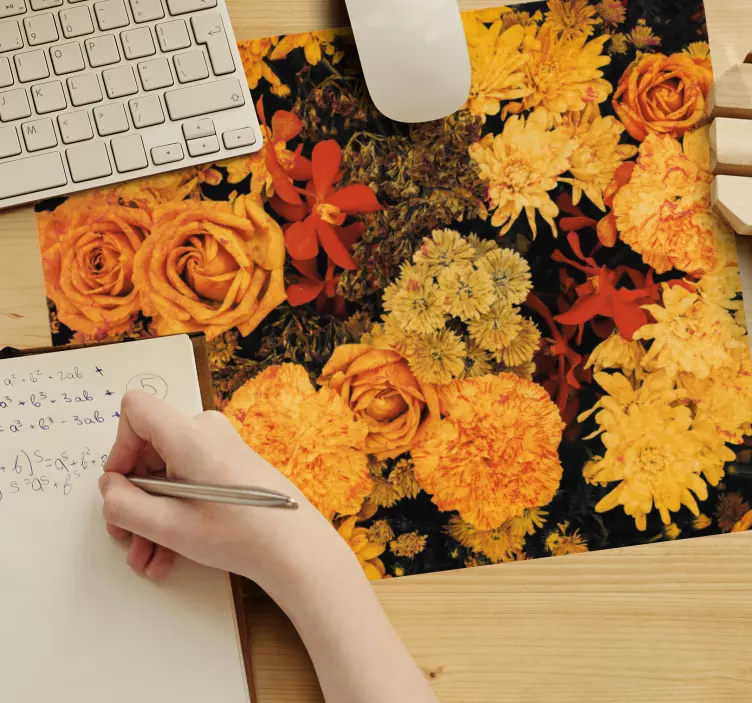 Beautiful orange flowers mouse pad - TenStickers
