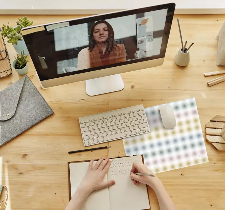 Geometric Colored Dots mouse pad pattern - TenStickers