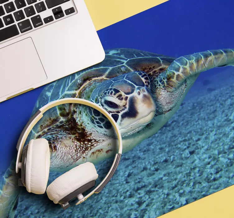 Hawksbill sea turtle mouse pad - TenStickers