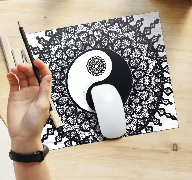 Yin Yang Mandala Artwork mouse pad pattern - TenStickers