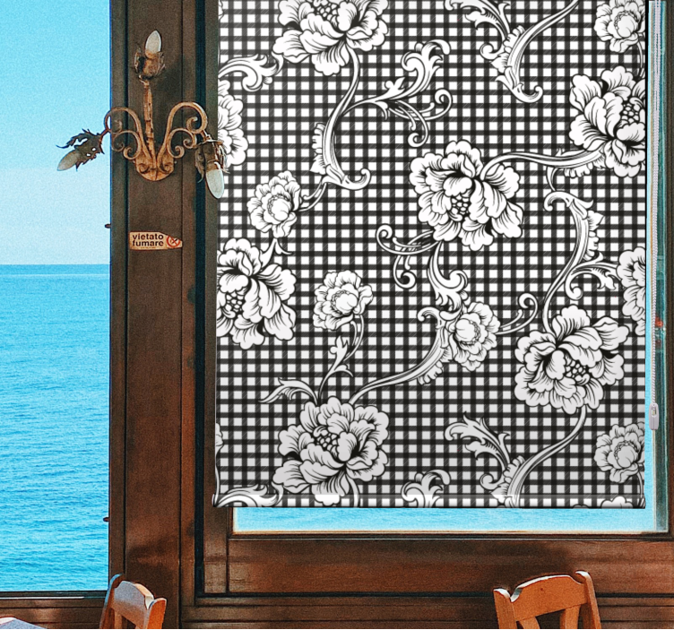 Flowers and gingham pattern  Living room blind - TenStickers