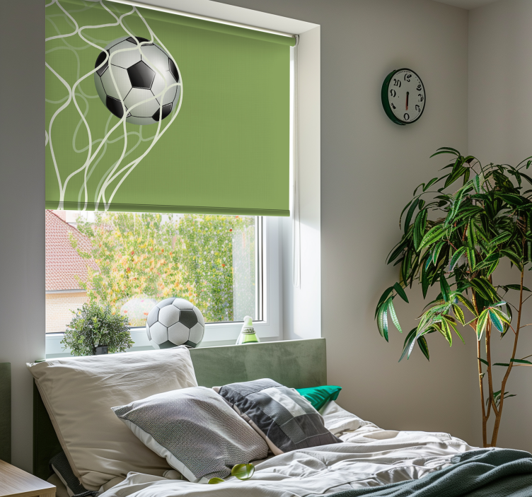 Moving ball in goal soccer roller blind - TenStickers