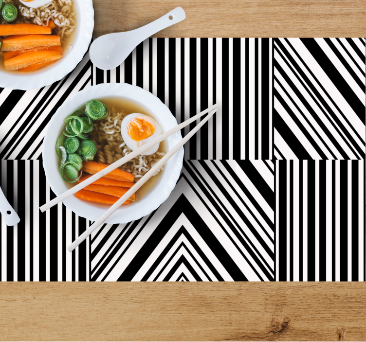 Cosmopolitan-style black zebra print placemats - TenStickers
