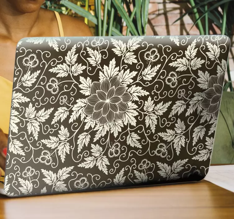 Elegant floral ornament laptop sticker - TenStickers