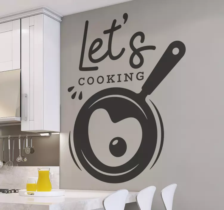 Frying pan with food cutlery wall sticker - TenStickers