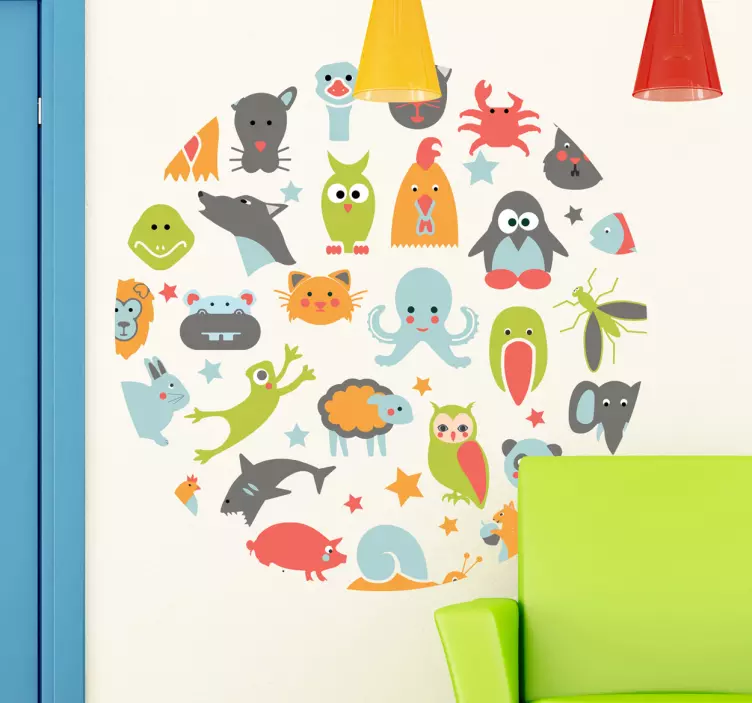 Kids Circle Animal Nursery Wall Mural - TenStickers