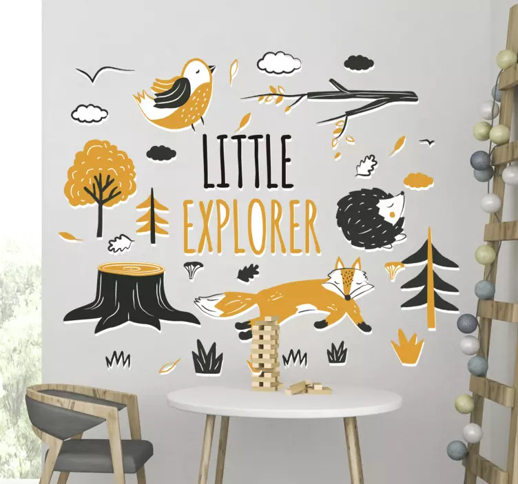 Little explorer wild animal decal - TenStickers