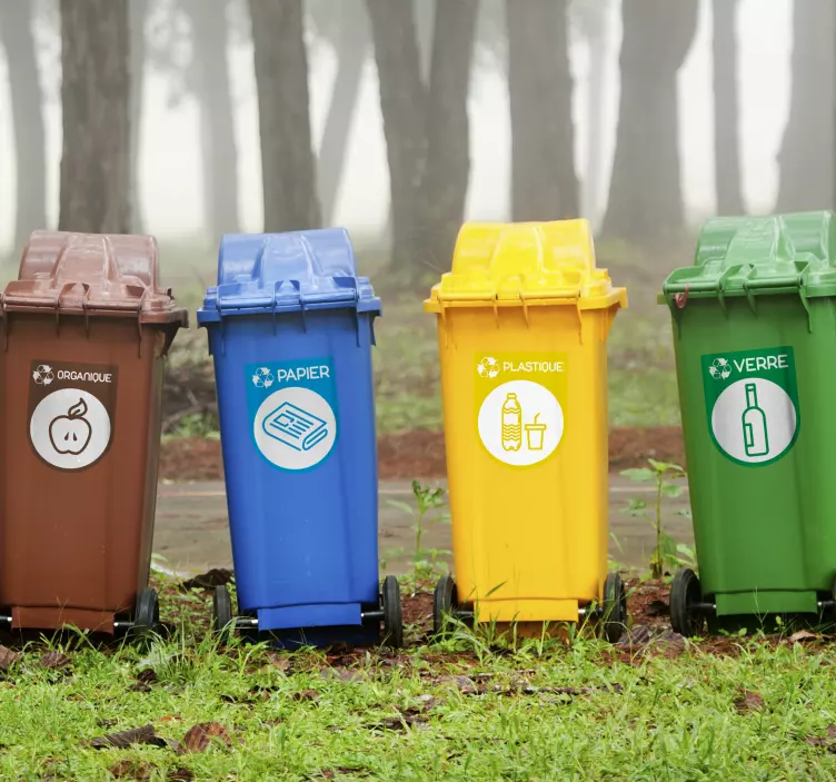 Recycling symbols vinyl sign - TenStickers