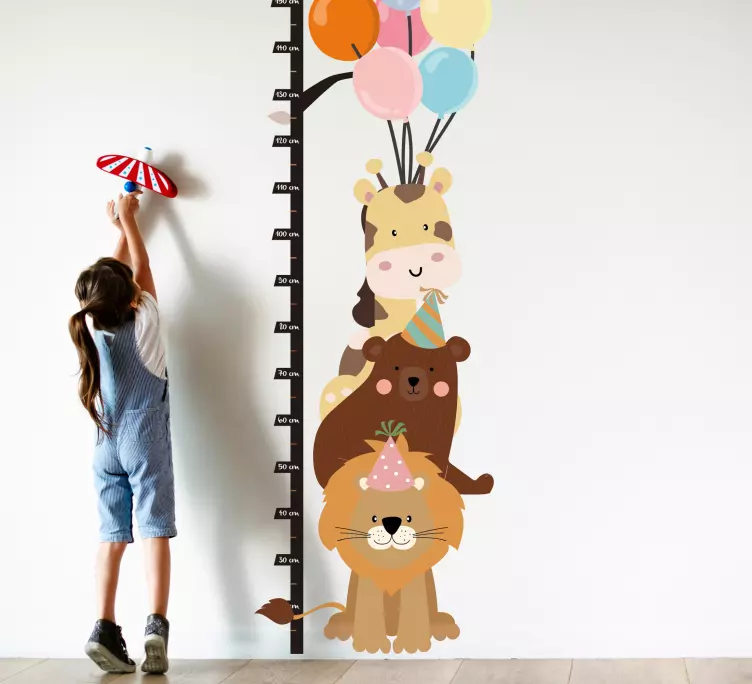 Safari animals with air balloons decal - TenStickers