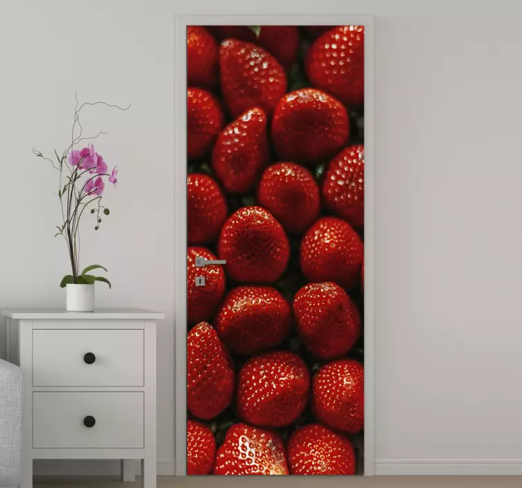 Strawberries door vinyl decal - TenStickers
