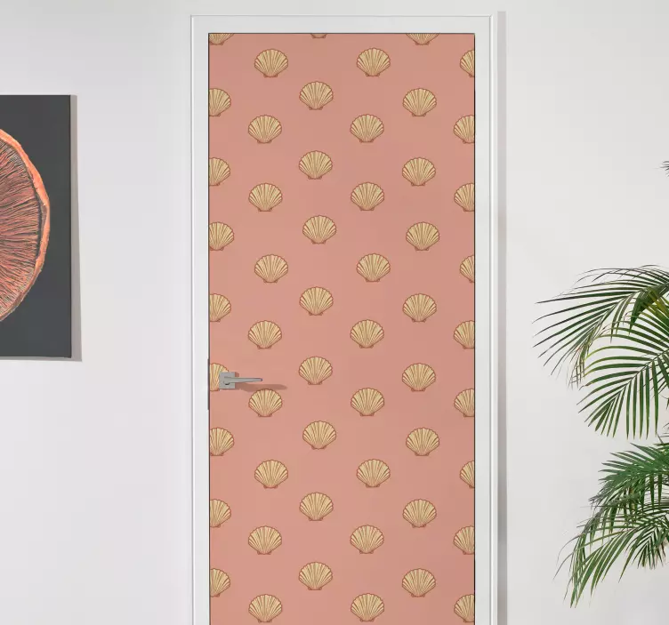 Symmetric Seashell door sticker - TenStickers