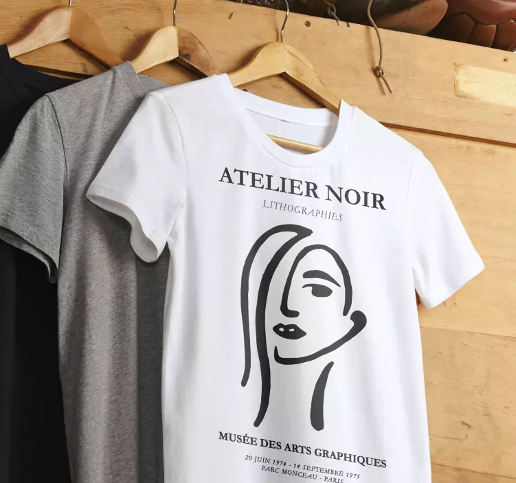 Atelier noir custom t-shirt - TenStickers