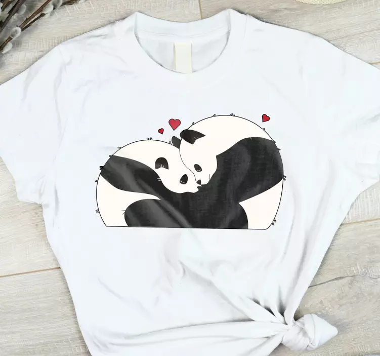 Hugging Panda's  Couple t shirts - TenStickers