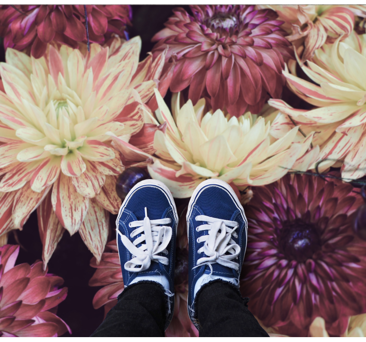 Blooming Dahlia Display flower vinyl rug - TenStickers