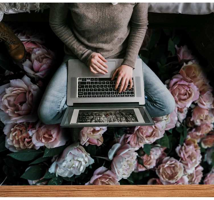 Elegant Floral Display flower vinyl rug - TenStickers