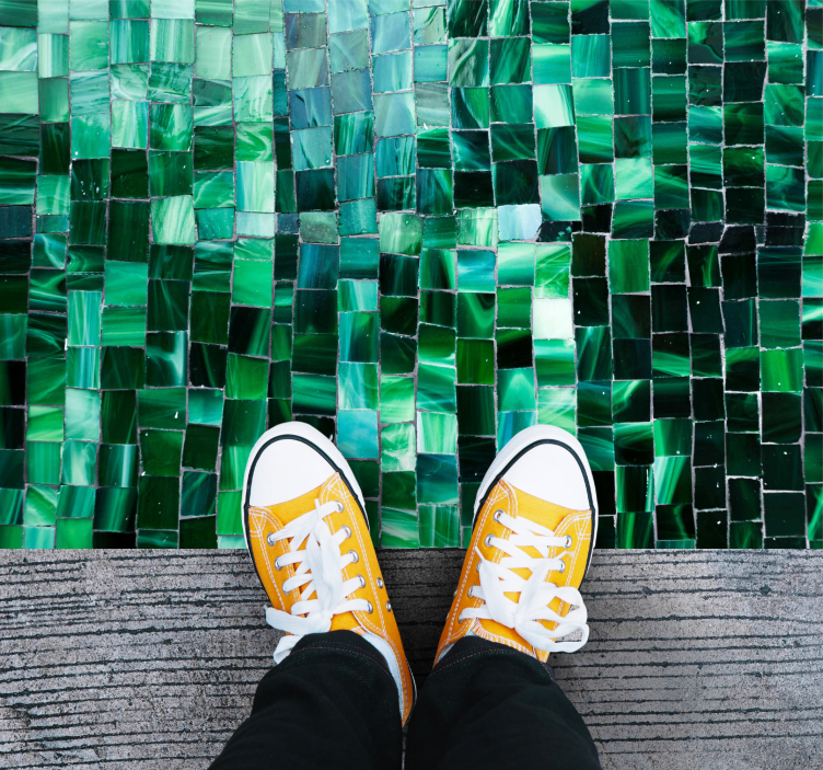 Gradient green mosaic tile carpet - TenStickers